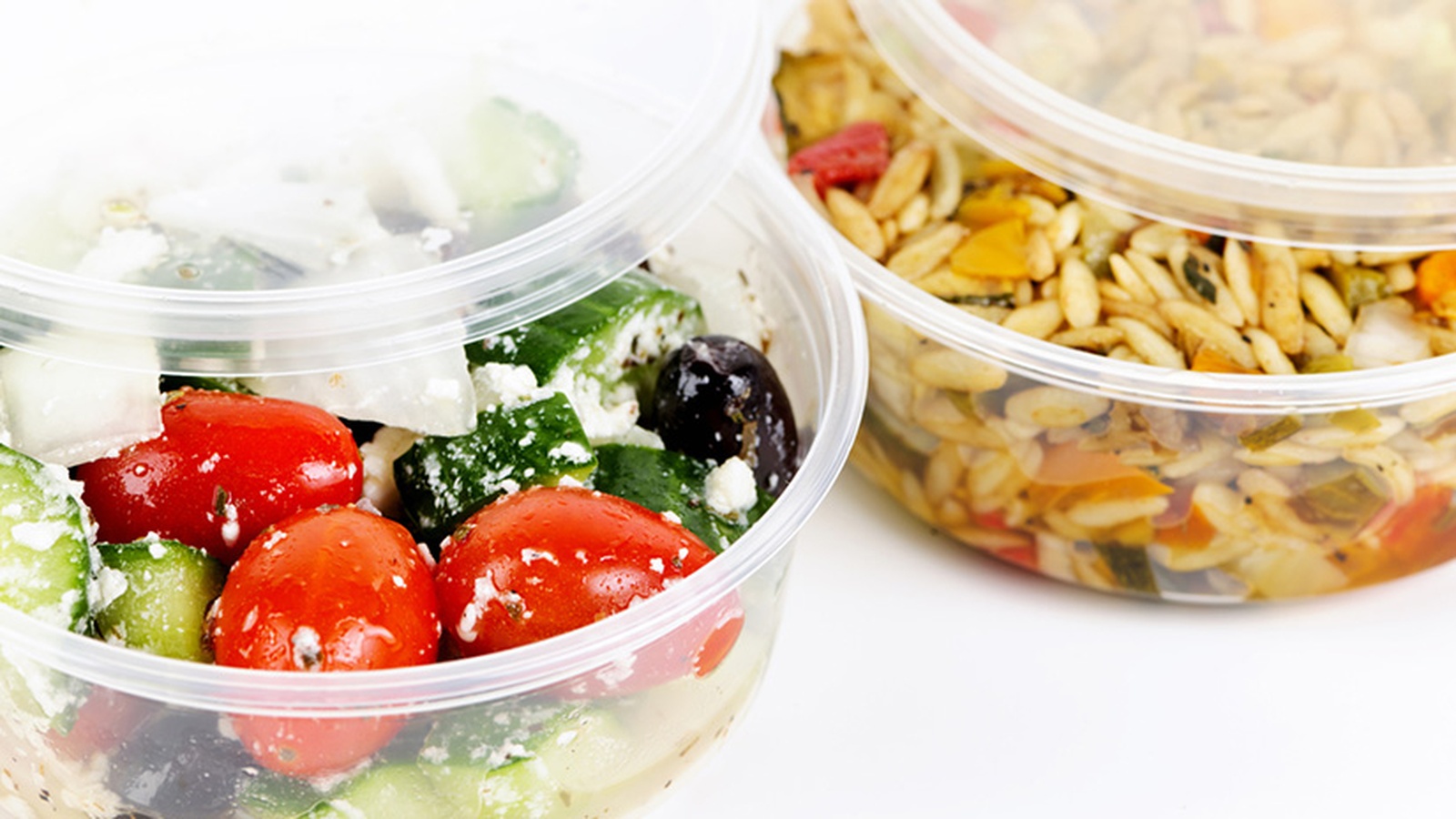 5 Reasons To Avoid Plastic Containers